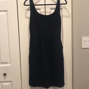 Black casual dress with pockets!!